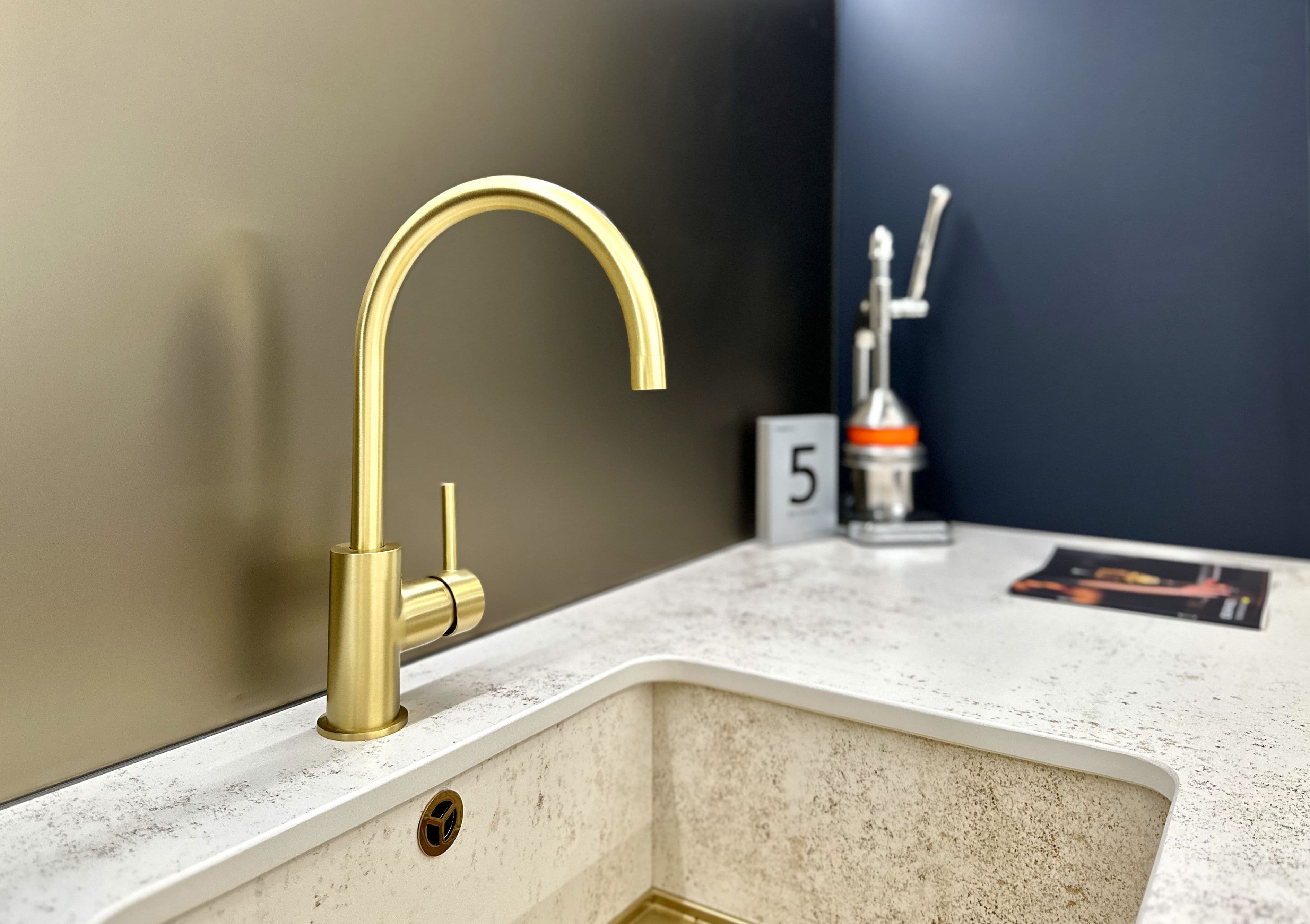 Poole Showroom Display Kitchen 2 sink